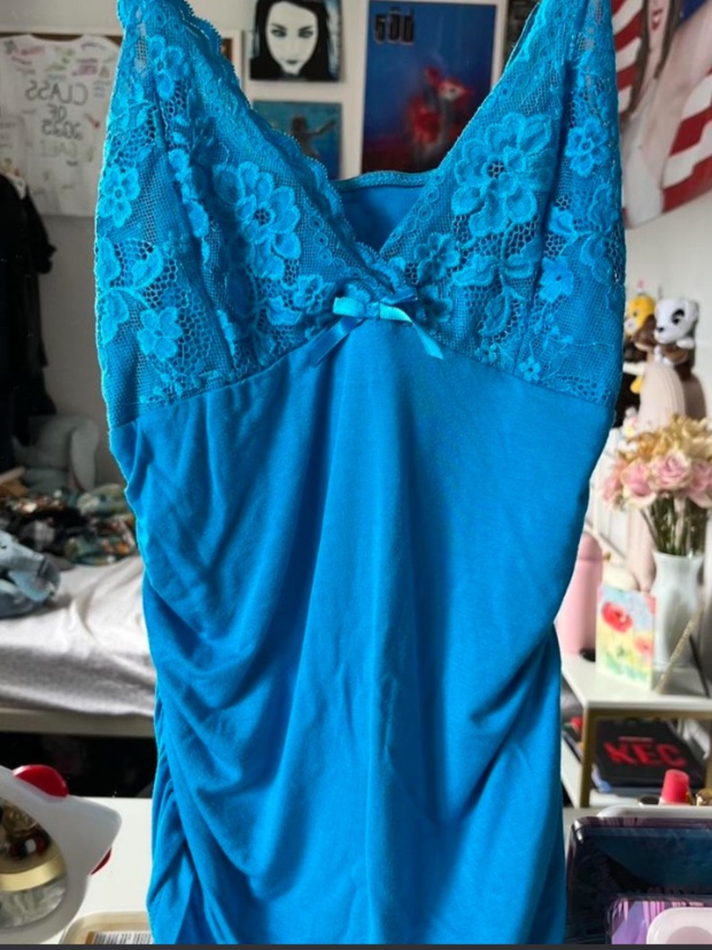 Lace-Trim V-Neck Cami Tank Top in Bright Teal